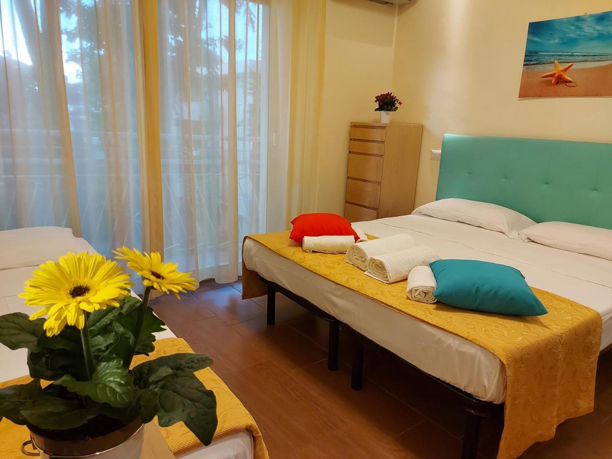 Hotel Senza Pensieri リッチョーネ エクステリア 写真