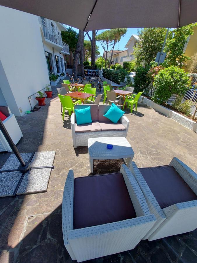 Hotel Senza Pensieri リッチョーネ エクステリア 写真