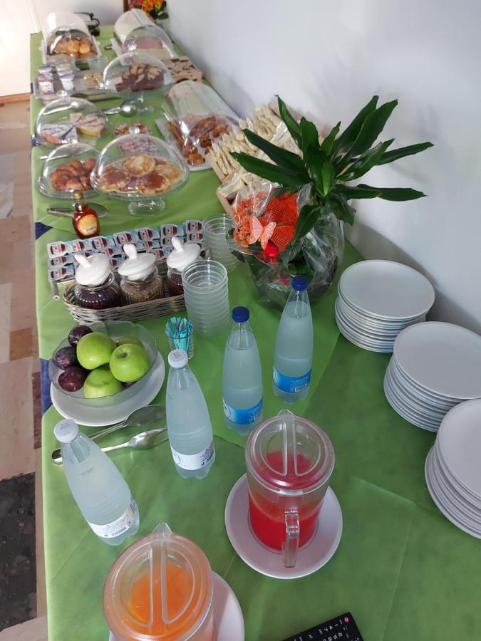 Hotel Senza Pensieri リッチョーネ エクステリア 写真