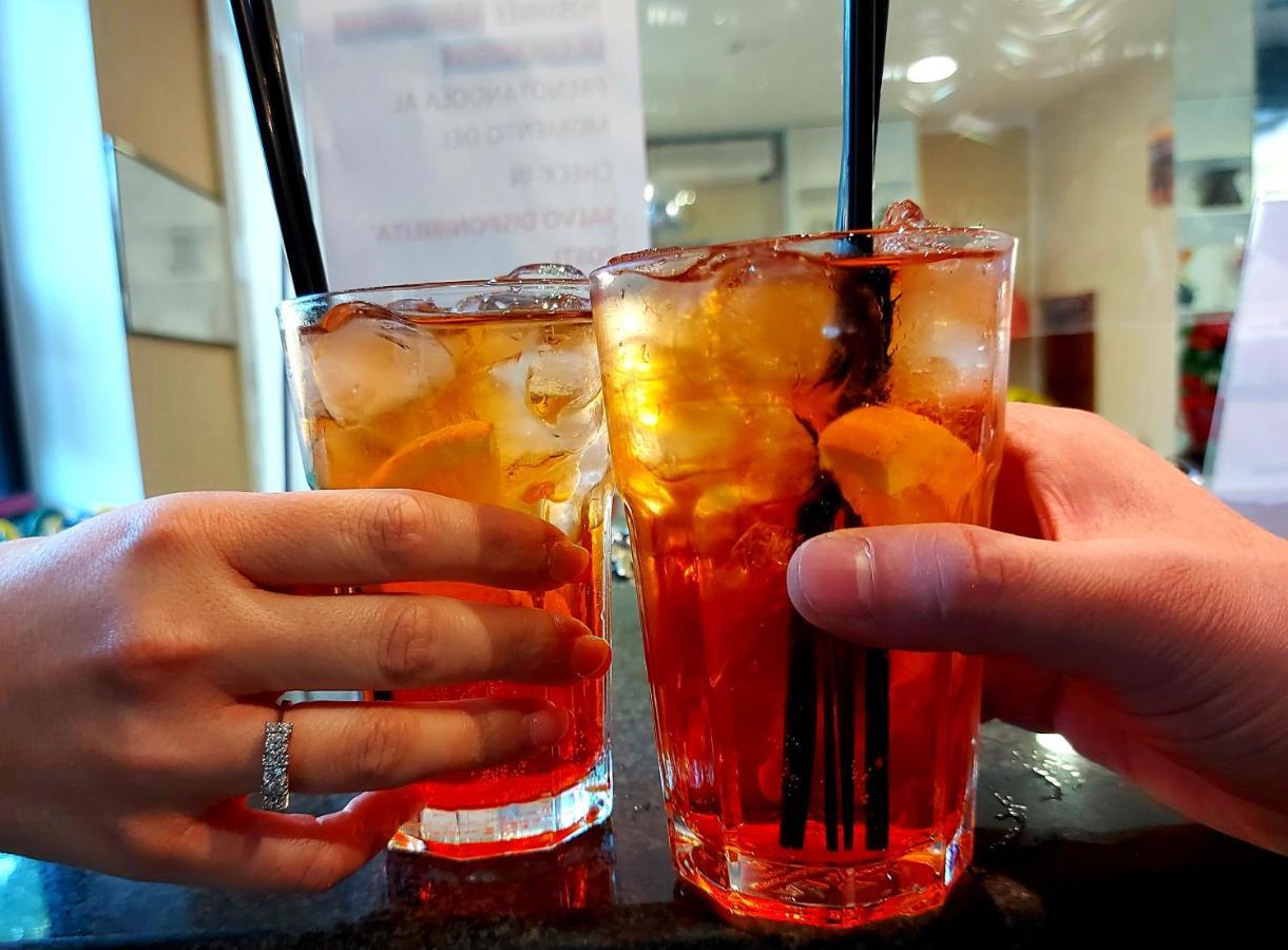 Hotel Senza Pensieri リッチョーネ エクステリア 写真